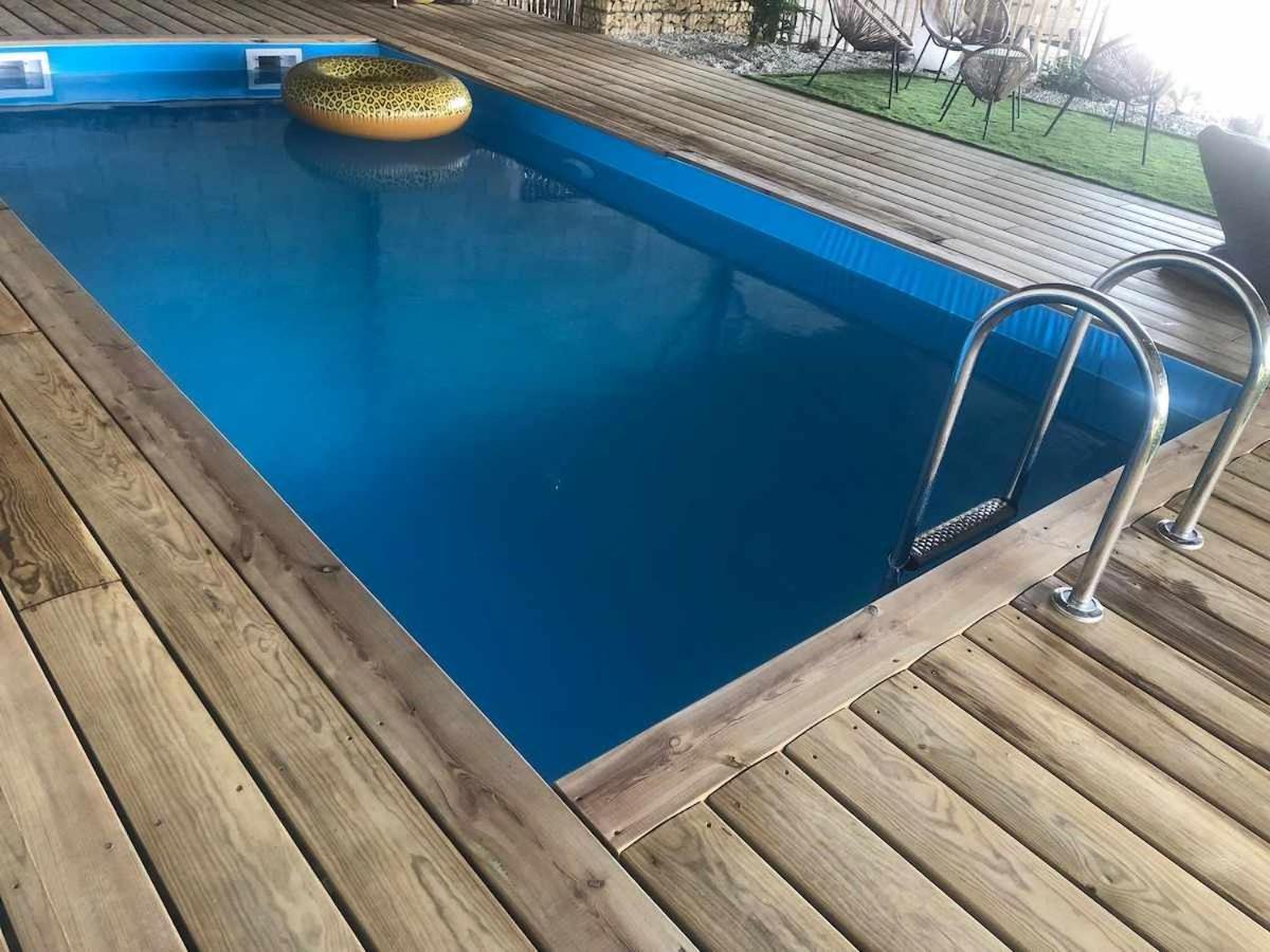 Le Petit Monty Gite Cote Etang Saint-Malo-du-Bois Exterior foto