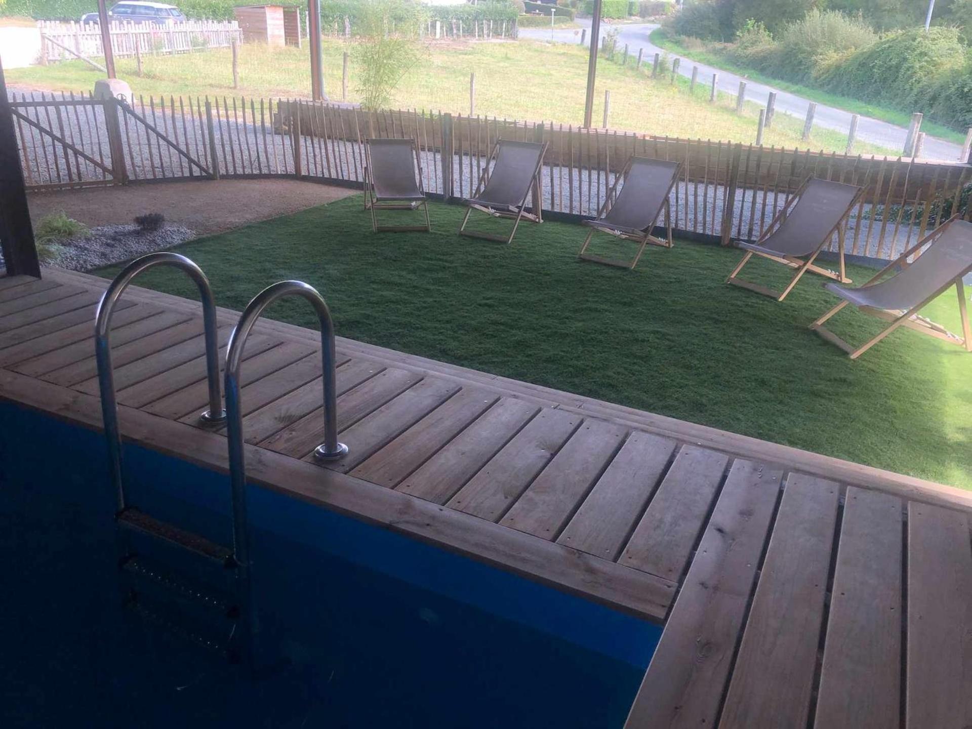 Le Petit Monty Gite Cote Etang Saint-Malo-du-Bois Exterior foto